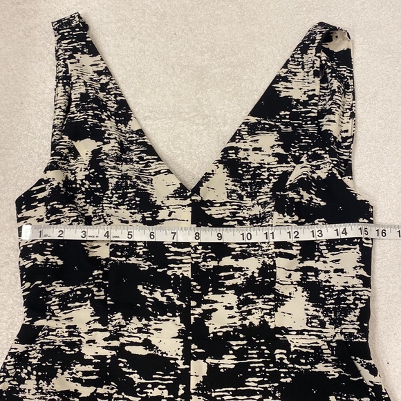 Fourteen & 9th Women’s Romper Size Large - Picture 10 of 11